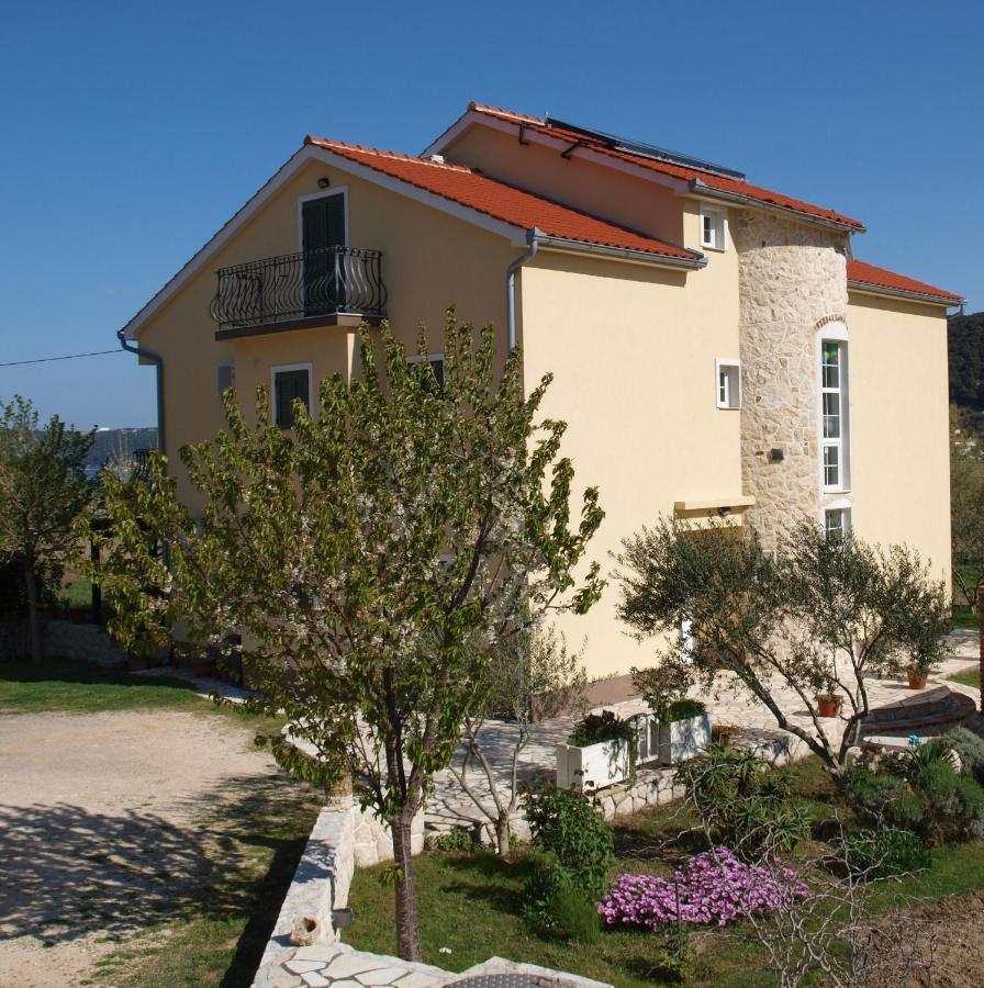 Apartments Batistic Supetarska Draga Εξωτερικό φωτογραφία