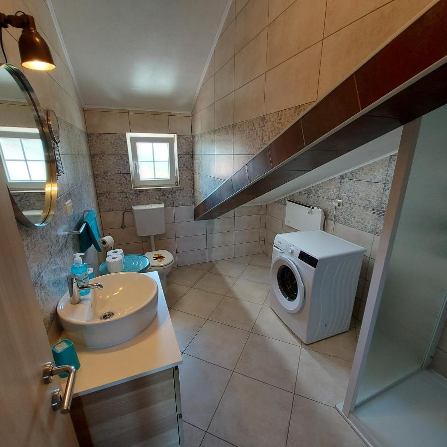 Apartments Batistic Supetarska Draga Εξωτερικό φωτογραφία