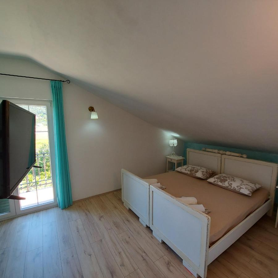 Apartments Batistic Supetarska Draga Εξωτερικό φωτογραφία