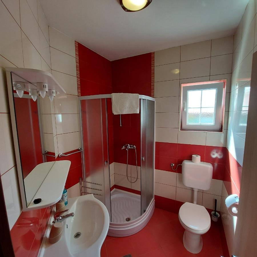 Apartments Batistic Supetarska Draga Εξωτερικό φωτογραφία