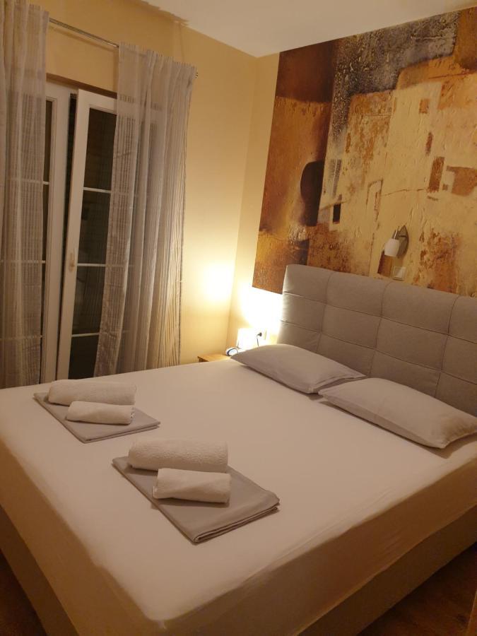 Apartments Batistic Supetarska Draga Εξωτερικό φωτογραφία